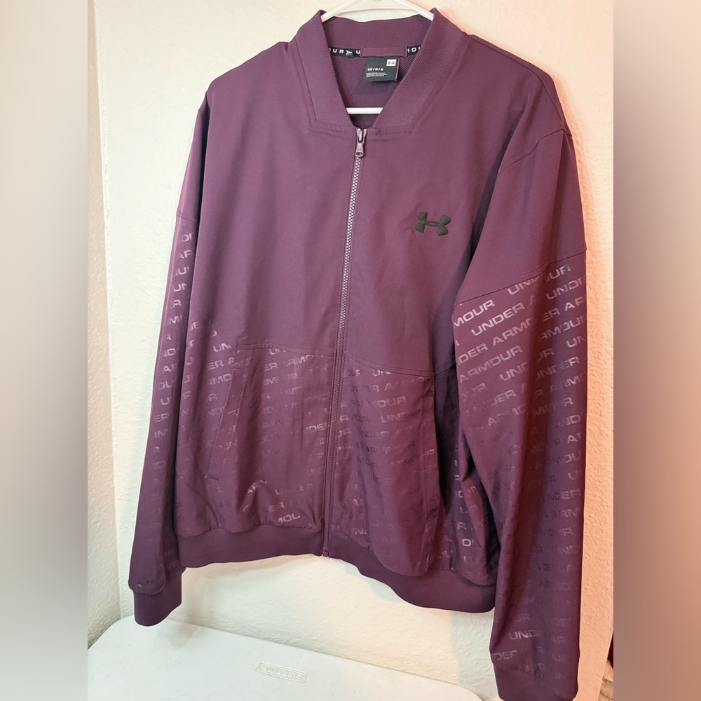 Under Armour Large Full-Zip Windbreaker Jacket